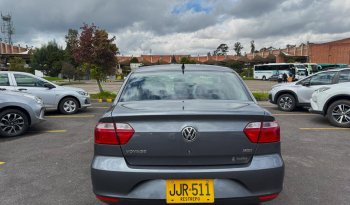 VOLKSWAGEN VOYAGE COMFORTLINE TP 1600CC 16V 2AB ABS R15 lleno
