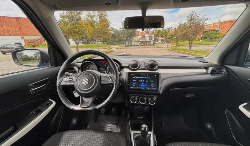SUZUKI SWIFT (4) HYBRID MT 1200CC 5P 6AB ABS lleno