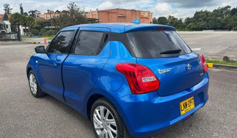 SUZUKI SWIFT (4) HYBRID MT 1200CC 5P 6AB ABS lleno