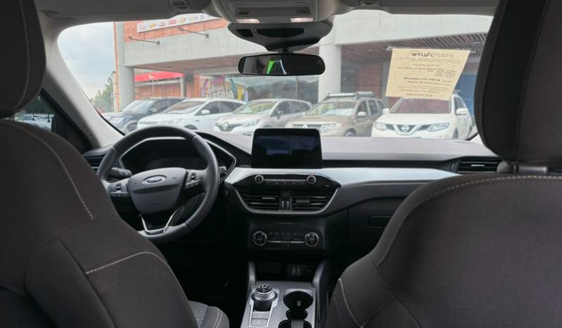 FORD ESCAPE (4) SE TP 2000CC 4X2 lleno
