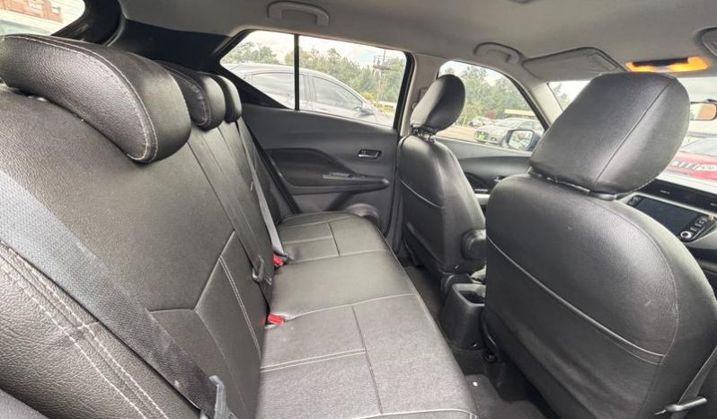 NISSAN KICKS lleno
