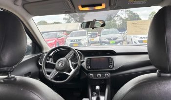NISSAN KICKS lleno