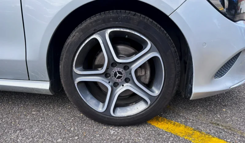 MERCEDES BENZ CLA 180(C117) UrbanTP 1600CC T CT lleno
