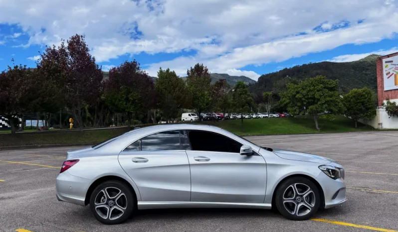 MERCEDES BENZ CLA 180(C117) UrbanTP 1600CC T CT lleno