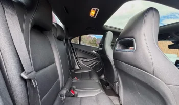 MERCEDES BENZ CLA 180(C117) UrbanTP 1600CC T CT lleno