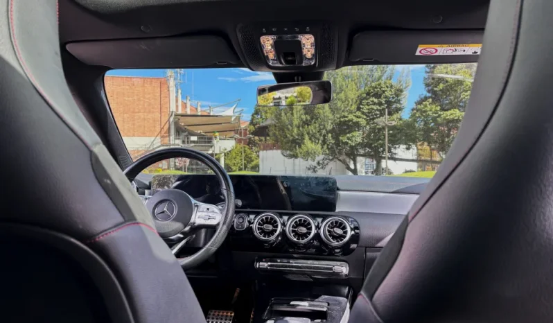 MERCEDES BENZ CLA 200(C118) AMG LineTP 1300CC T CT lleno