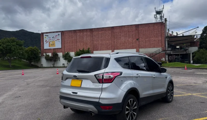 FORD ESCAPE (3) (FL)TITANIUMTP 2000CC 4X4 lleno