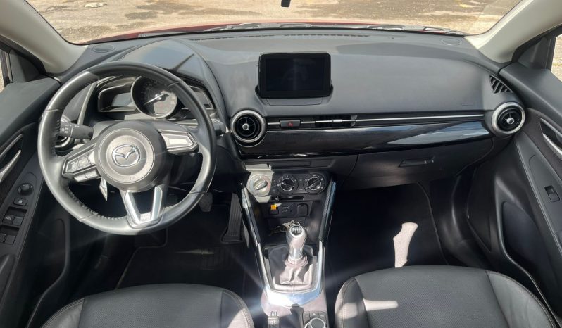 MAZDA 2 (2) (FL) TOURING MT 1500CC 6AB lleno