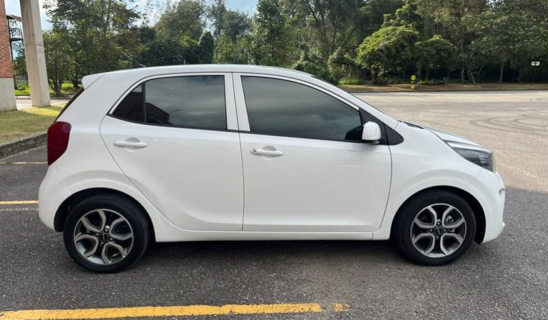 KIA PICANTO (3) ZENITH AT 1250CC 6AB ABS AA R15 lleno