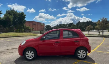 NISSAN MARCH lleno