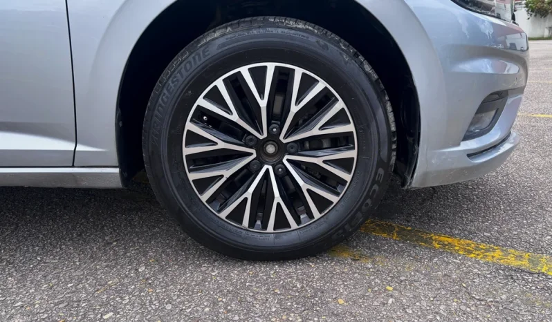 VOLKSWAGEN JETTA (7) TSI HIGHLINE TP 1400CC T TC CT R16 lleno