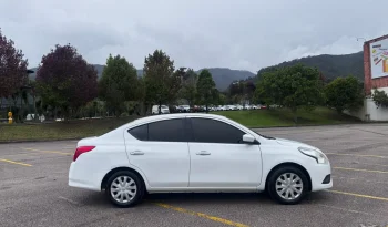 NISSAN VERSA (FL)SENSEAT 1600CC 2AB ABS lleno
