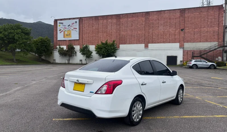NISSAN VERSA (FL)SENSEAT 1600CC 2AB ABS lleno