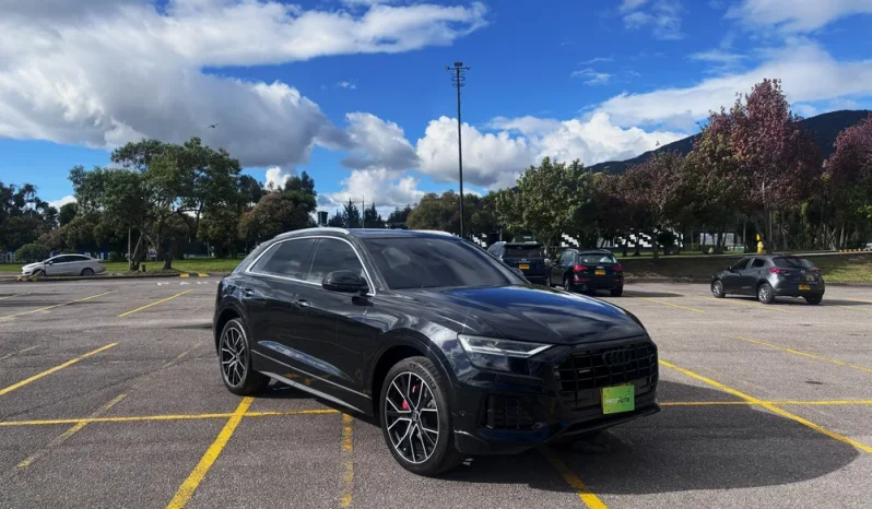 AUDI Q855 TFSI MHEV QUATTRO PROGRESSIVETP 3000CC T V6 CT TC R20 lleno