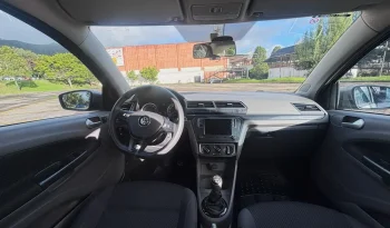 VOLKSWAGEN GOL (7)COMFORTLINEMT 1600CC R15 lleno