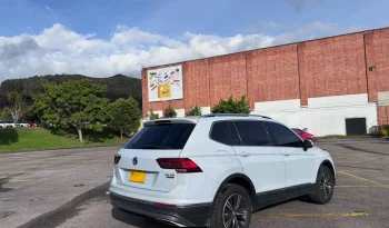 VOLKSWAGEN TIGUAN (2)ALLSPACE HIGHLINE 2.0 TSI 4MOTIONTP 2000CC T CT TC R18 lleno