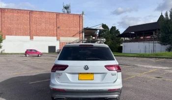VOLKSWAGEN TIGUAN (2)ALLSPACE HIGHLINE 2.0 TSI 4MOTIONTP 2000CC T CT TC R18 lleno