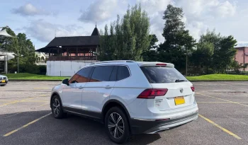 VOLKSWAGEN TIGUAN (2)ALLSPACE HIGHLINE 2.0 TSI 4MOTIONTP 2000CC T CT TC R18 lleno