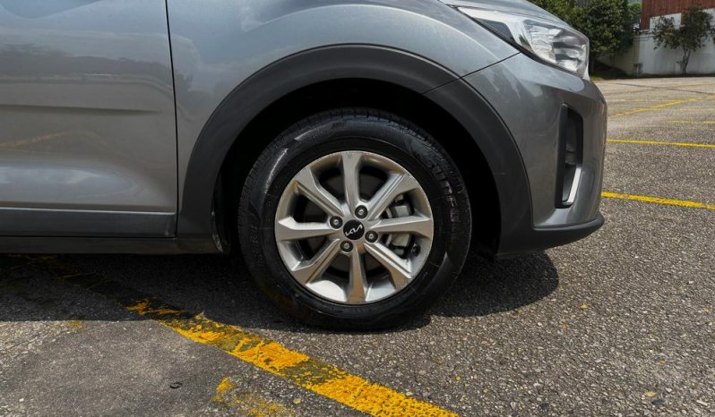 KIA STONICDESIRE/SPORTMT 1000CC T 6AB ABS lleno