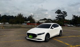 MAZDA 3 (4)GRAND TOURING MHEVTP 2000CC 7AB CT TC