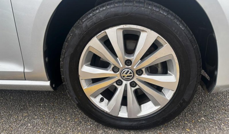 VOLKSWAGEN GOLF (7)TSI COMFORTLINETP 1400CC R16 T lleno