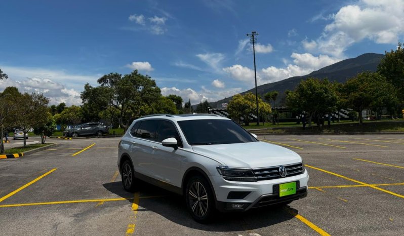 TIGUAN (2) ALLSPACE HIGHLINE 2.0 TSI 4MOTION TP 2000CC T CT TC R18 lleno