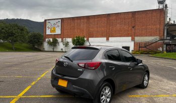 MAZDA 2 (2)TouringMT 1500CC 6AB lleno