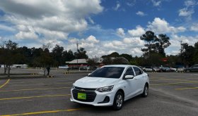 ONIX (2)LTMT 1000CC T 4P 6AB ABS