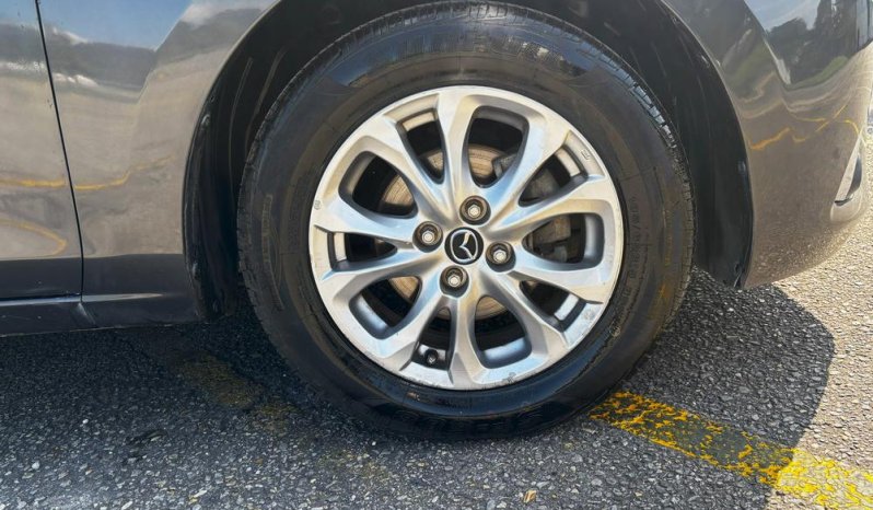 MAZDA 2 (2) TOURING MT 1500CC 6AB lleno