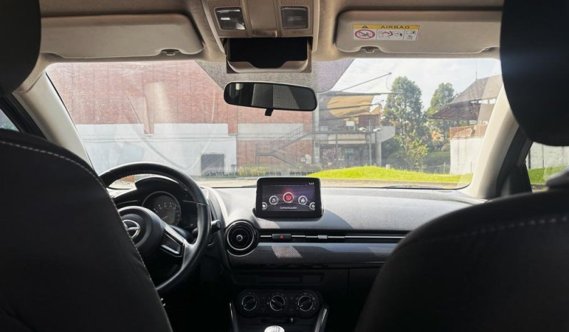 MAZDA 2 (2) TOURING MT 1500CC 6AB lleno