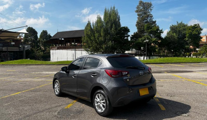 MAZDA 2 (2) TOURING MT 1500CC 6AB lleno