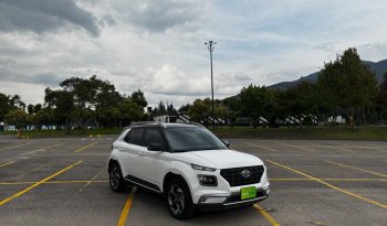 VENUE LIMITED AT 1600CC 4X2 6AB ABS R17 lleno