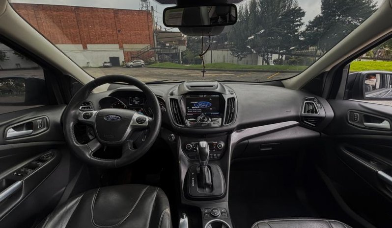 ESCAPE (3) TITANIUM TP 2000CC 4X4 lleno