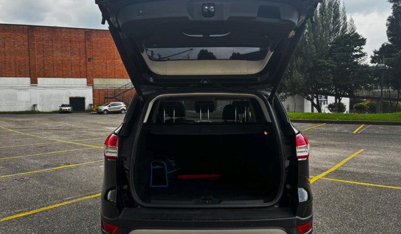 ESCAPE (3) TITANIUM TP 2000CC 4X4 lleno