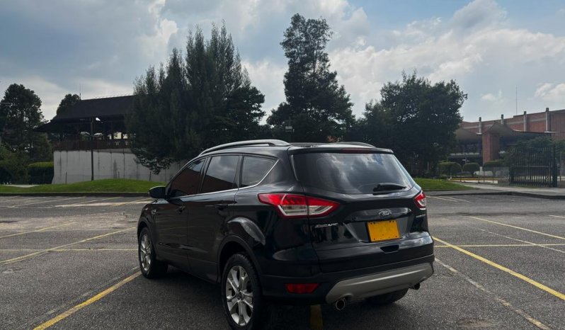 ESCAPE (3) TITANIUM TP 2000CC 4X4 lleno