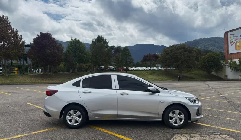 CHEVROLET ONIX (2) LT TP 1000CC T 4P 6AB ABS lleno