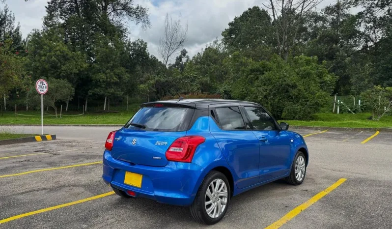 SUZUKI SWIFT (4)HYBRIDMT 1200CC 5P 6AB ABS lleno