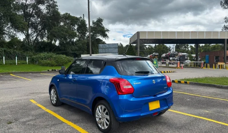 SUZUKI SWIFT (4)HYBRIDMT 1200CC 5P 6AB ABS lleno