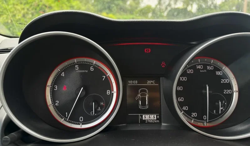 SUZUKI SWIFT (4)HYBRIDMT 1200CC 5P 6AB ABS lleno