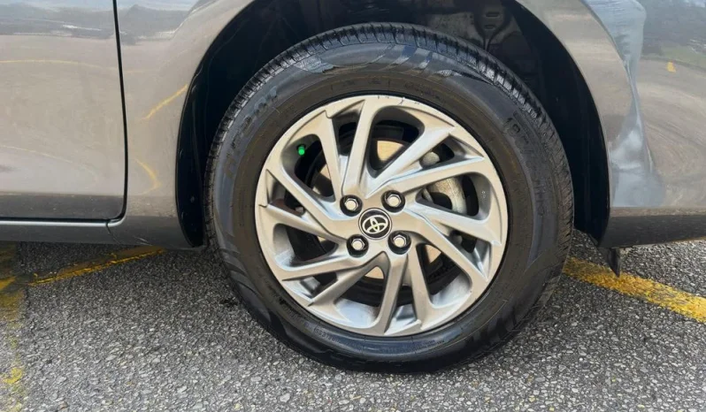 TOYOTA YARIS (3) (FL)XSTP 1500CC 2AB ABS lleno