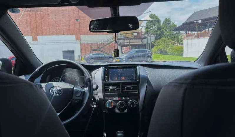 TOYOTA YARIS (3) (FL)XSTP 1500CC 2AB ABS lleno