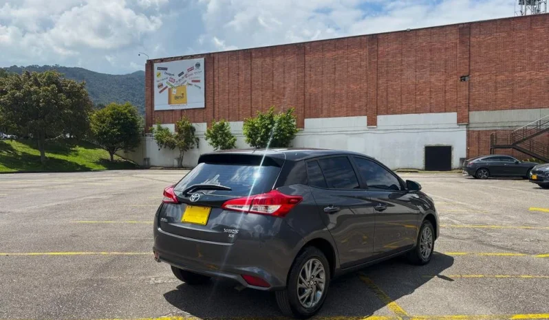 TOYOTA YARIS (3) (FL)XSTP 1500CC 2AB ABS lleno