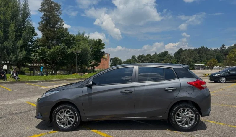 TOYOTA YARIS (3) (FL)XSTP 1500CC 2AB ABS lleno