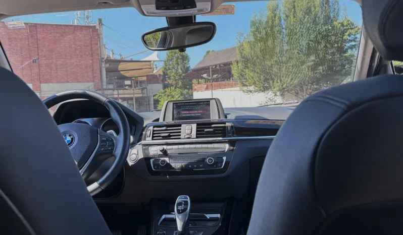 BMW 120i F20 LCI CONFORT TP 2000CC T TC 5P lleno