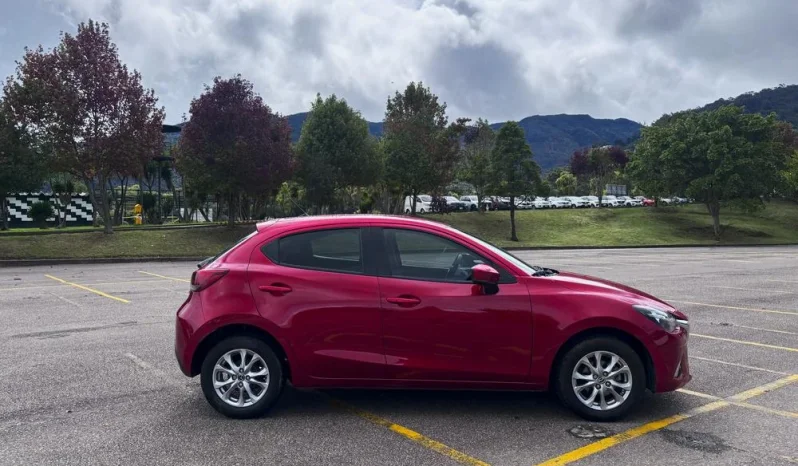 MAZDA 2 (2)TOURINGAT 1500CC 6AB lleno