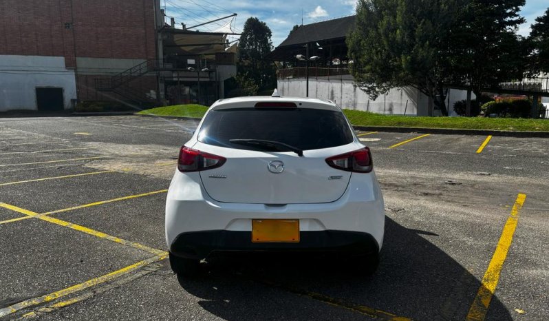 MAZDA 2 (2)TOURINGAT 1500CC 6AB lleno