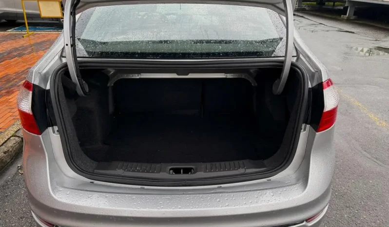 FORD FIESTA (7) SPORTBACK SE MT 1600CC 4P lleno