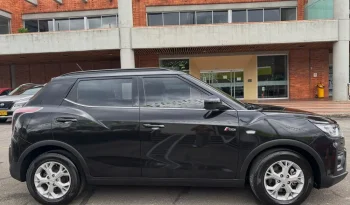 SSANGYONG TIVOLI (FL) ELITE TURBO MT 1500CC 4X2 2AB ABS lleno
