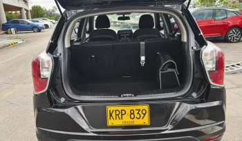 SSANGYONG TIVOLI (FL) ELITE TURBO MT 1500CC 4X2 2AB ABS lleno