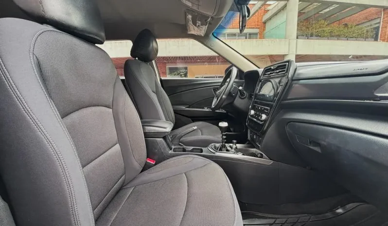 SSANGYONG TIVOLI (FL) ELITE TURBO MT 1500CC 4X2 2AB ABS lleno
